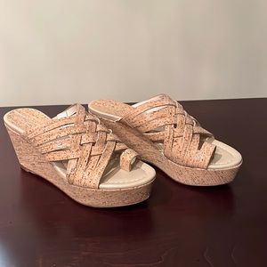 Donald Pliner Wedges
